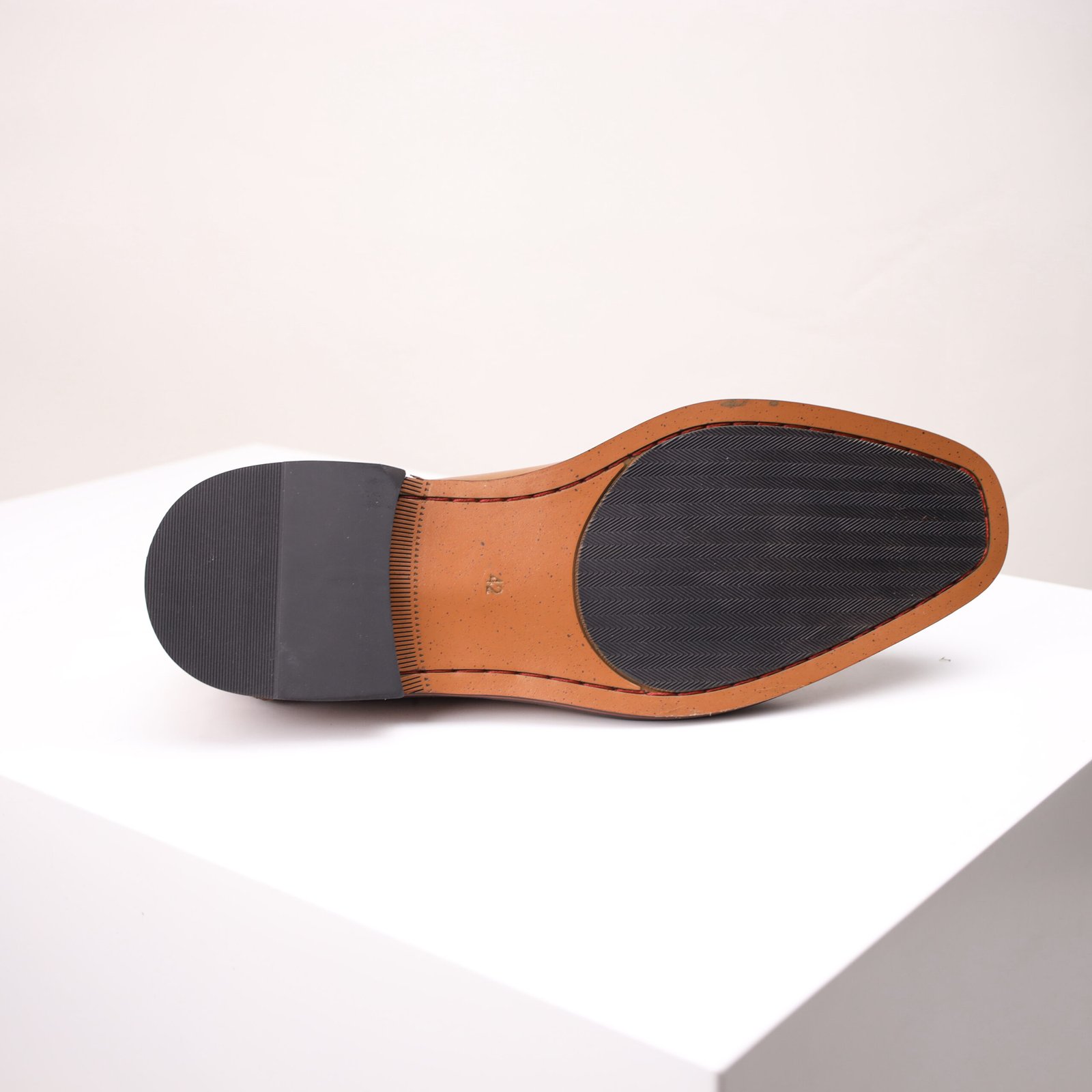 Handmade Business Leather Shoe - Image 4
