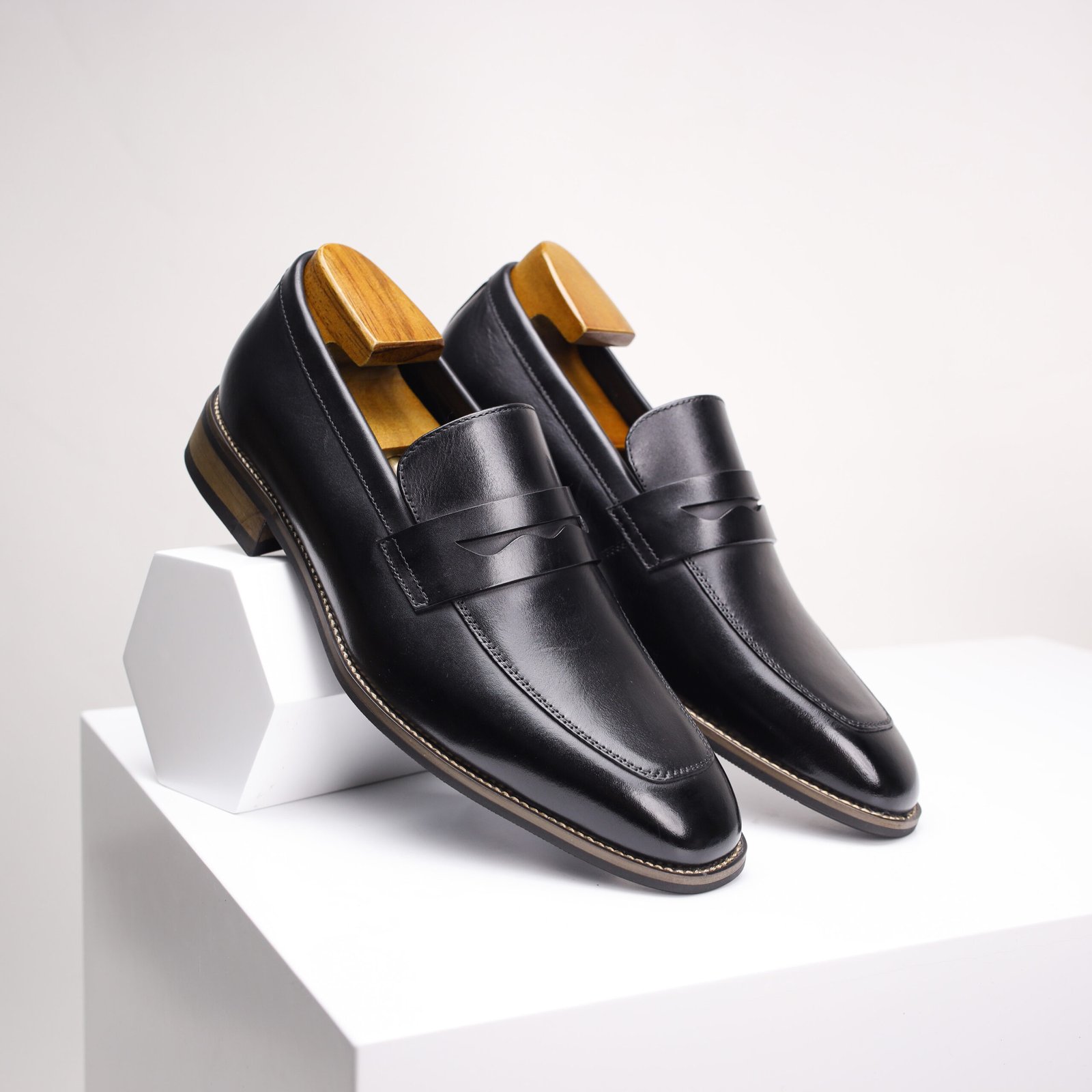 High-End Casual Leather Shoe - Image 16