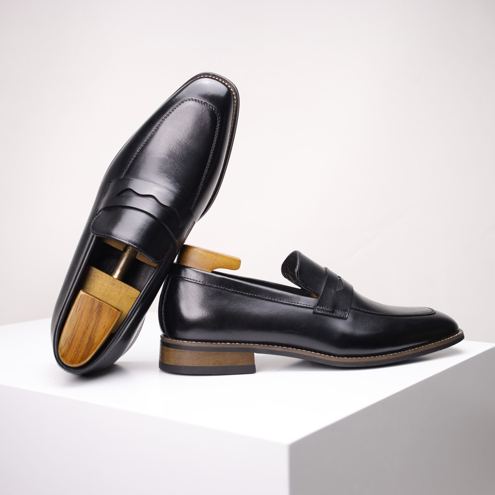 High-End Casual Leather Shoe - Image 19