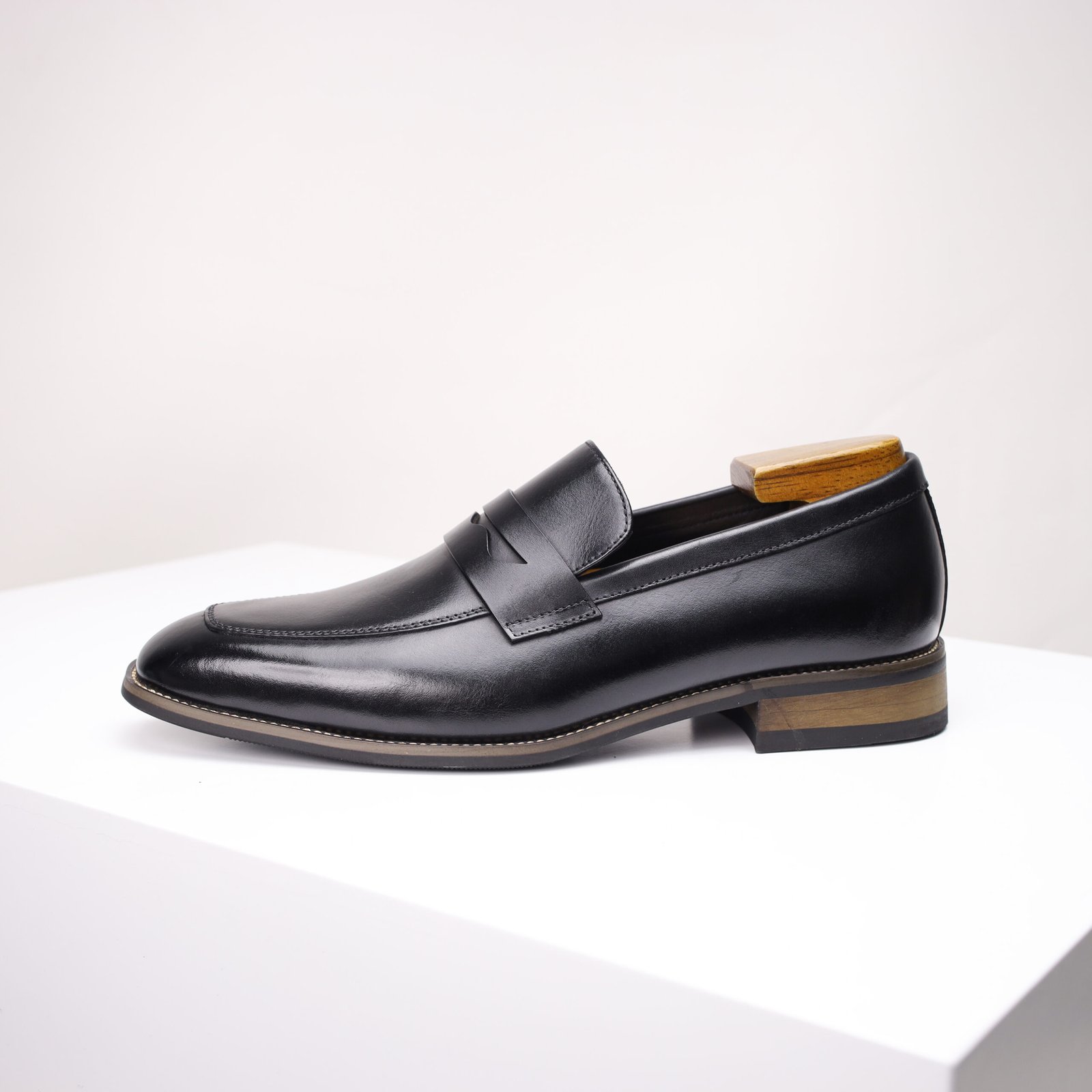 High-End Casual Leather Shoe - Image 21