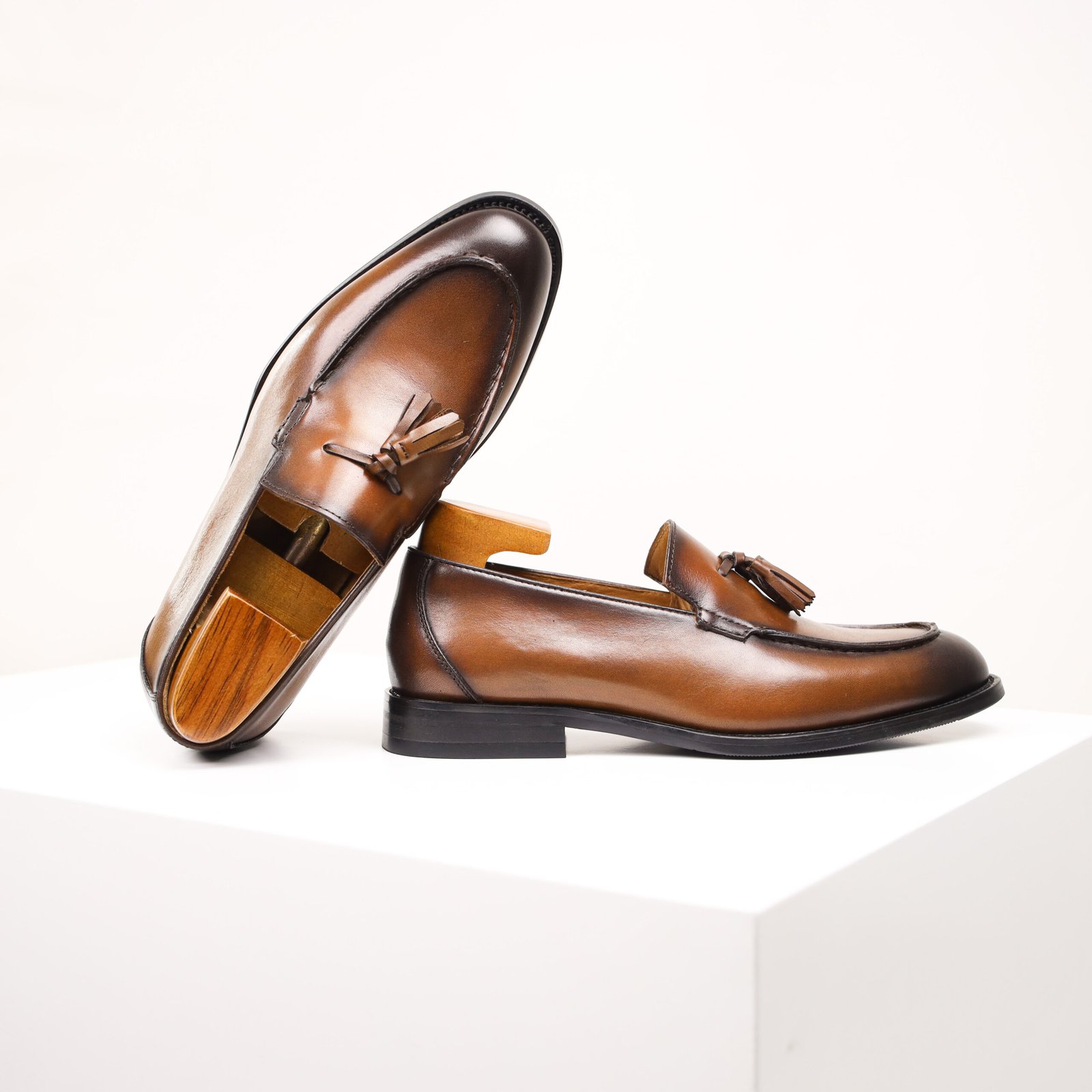 High-End Casual Leather Loafer - Image 2