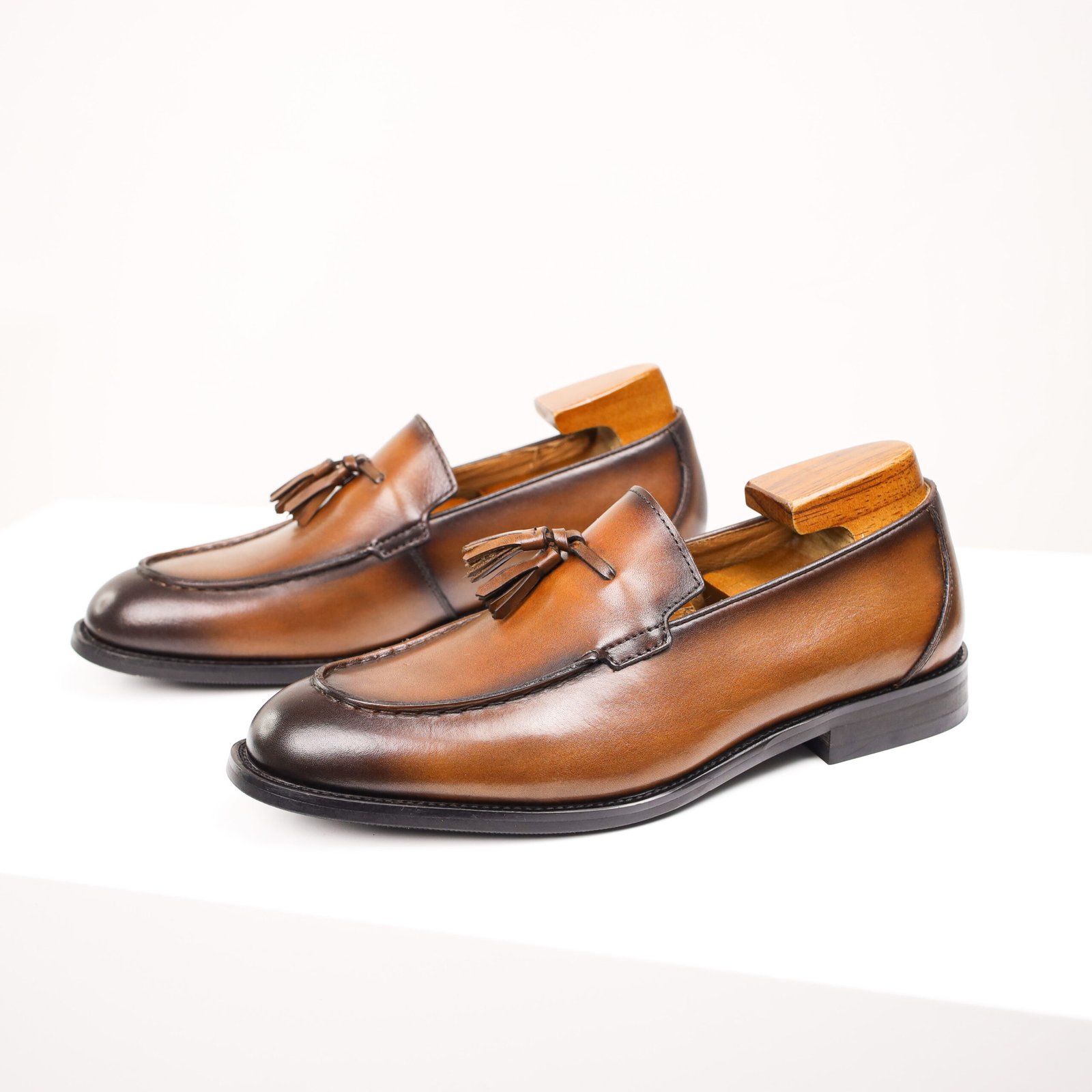 High-End Casual Leather Loafer - Image 3