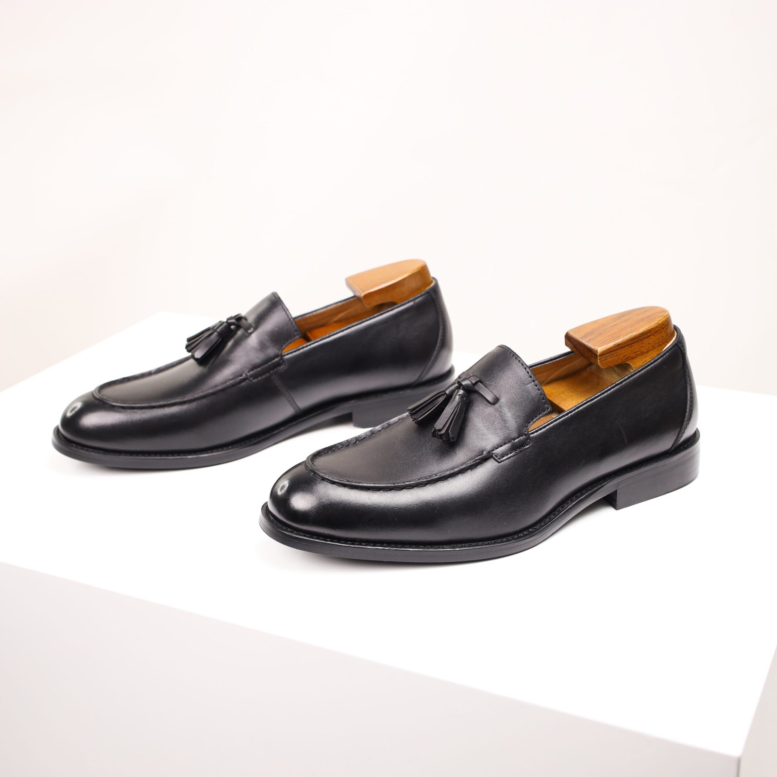 High-End Casual Leather Loafer - Image 15