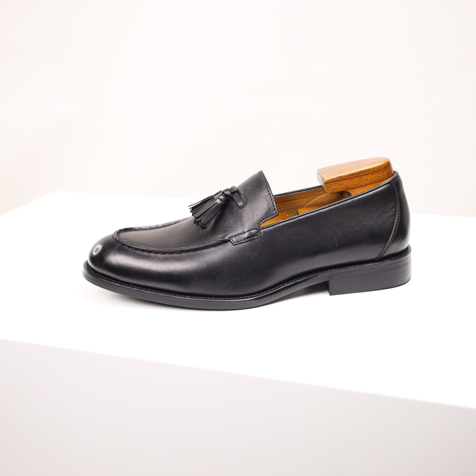 High-End Casual Leather Loafer - Image 16
