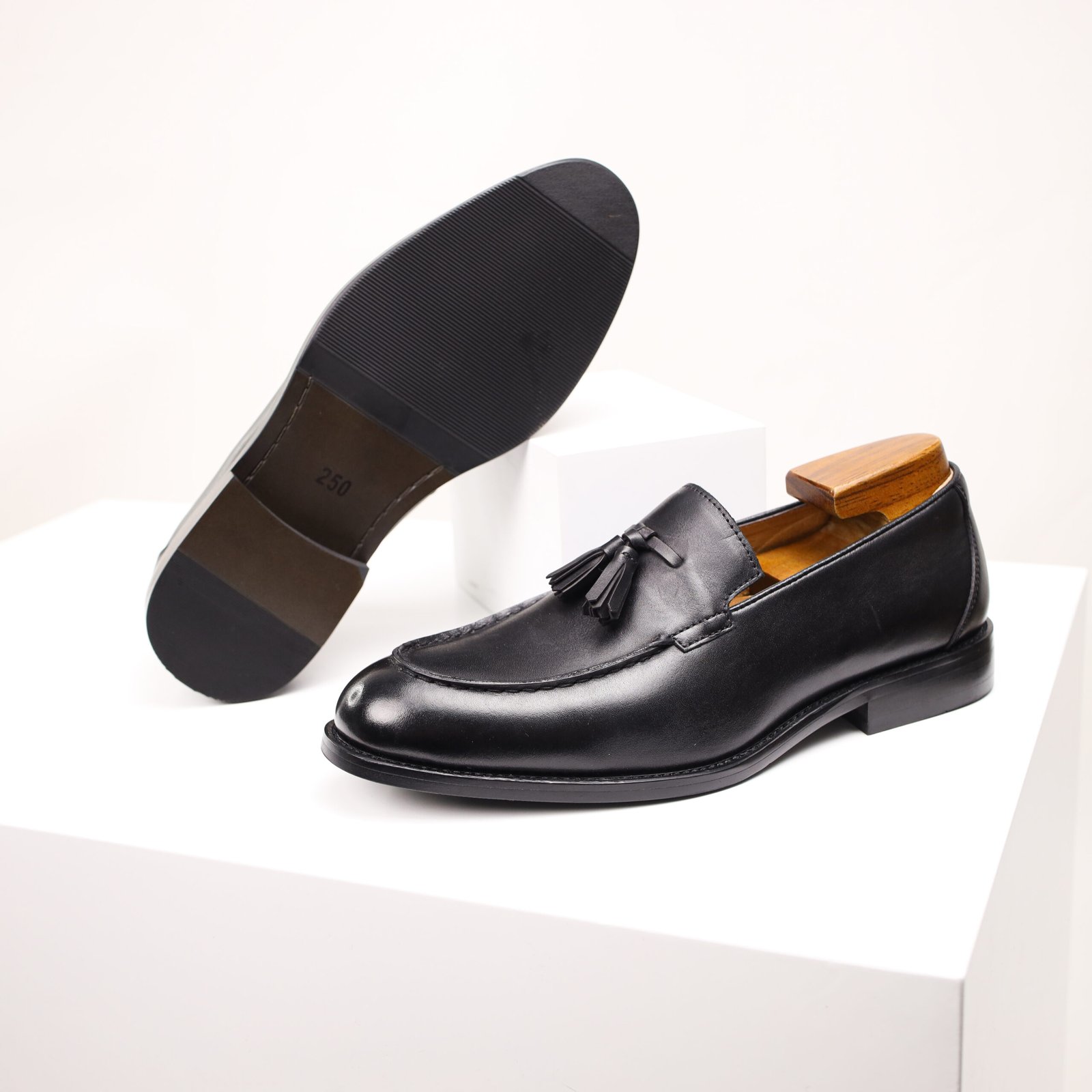 High-End Casual Leather Loafer - Image 18