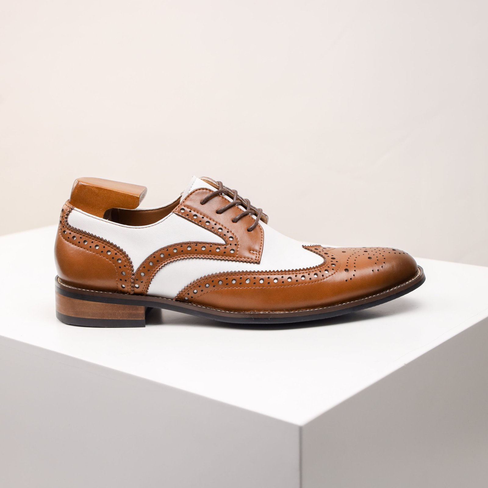 Classy Double Colour Carved Blok Leather Shoe - Image 3