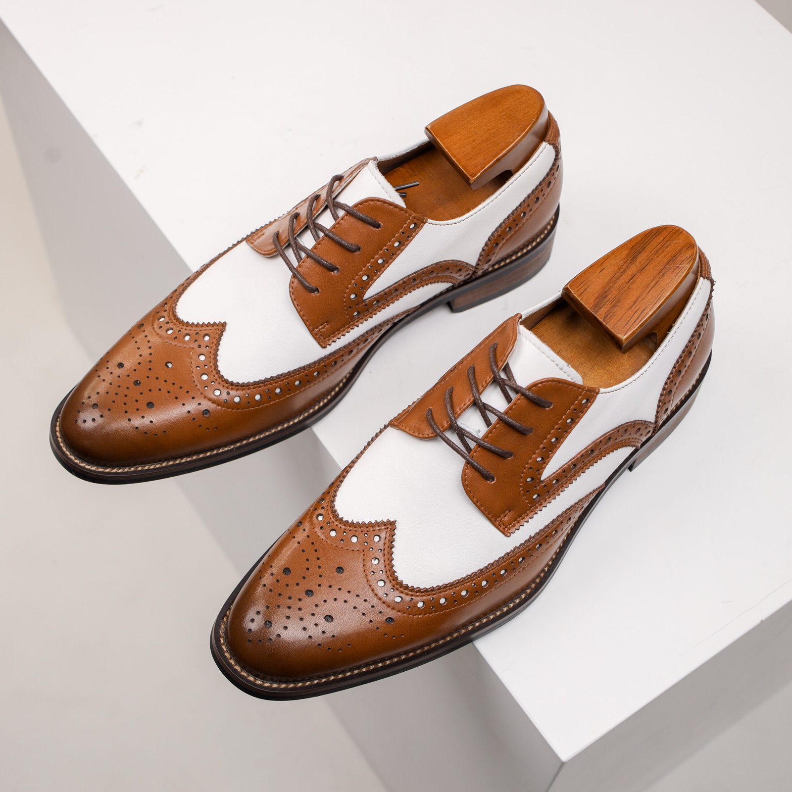 Classy Double Colour Carved Blok Leather Shoe - Image 9