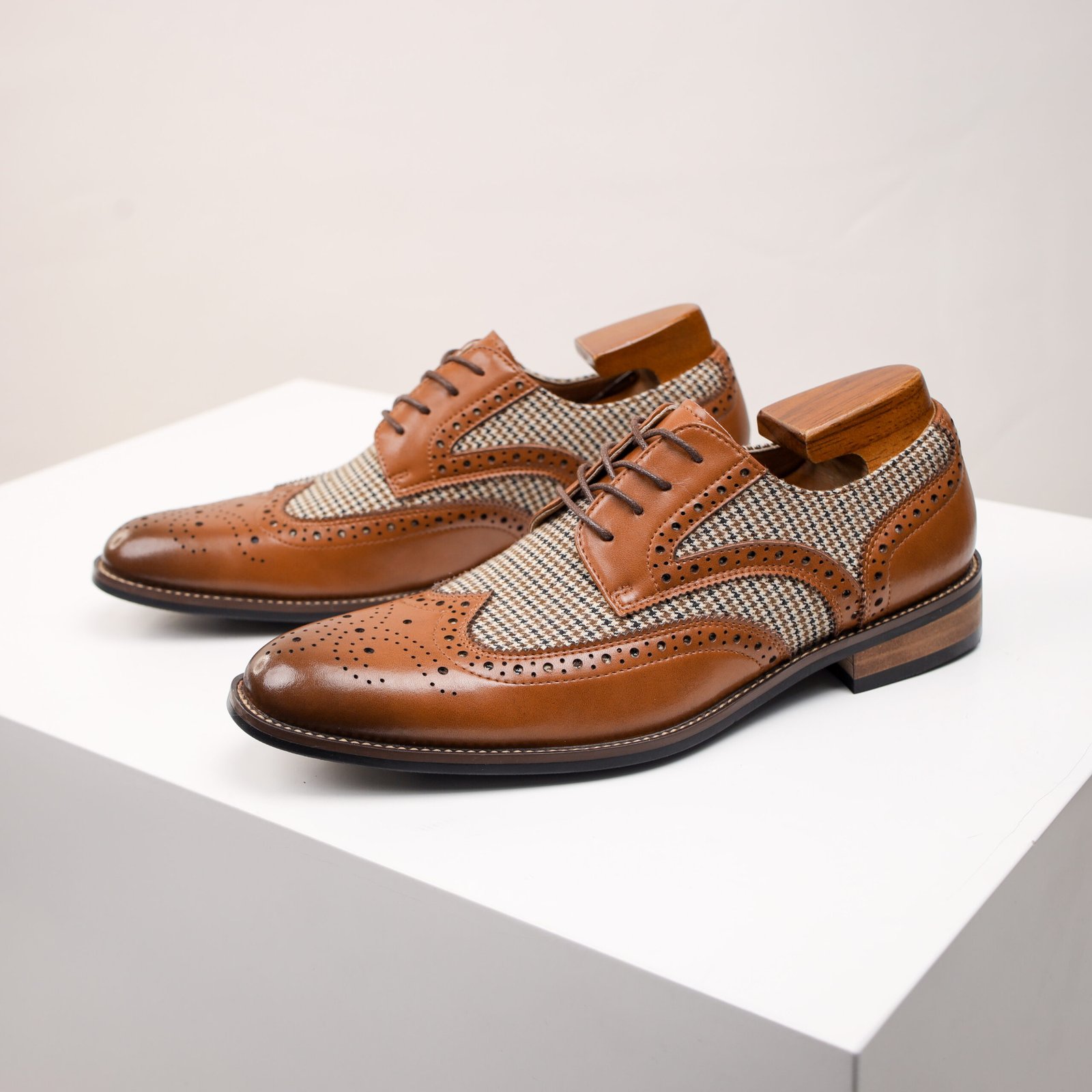 Classy Double Colour Carved Blok Leather Shoe - Image 10