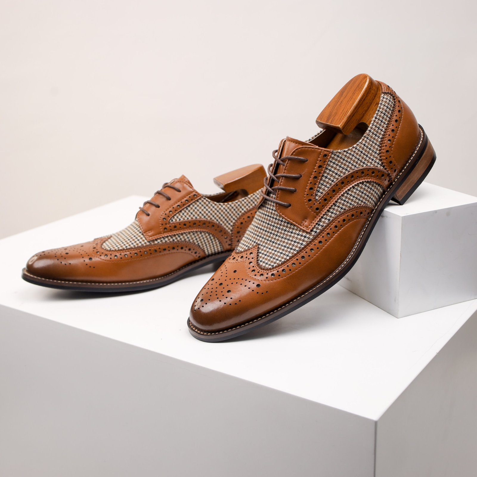 Classy Double Colour Carved Blok Leather Shoe - Image 12