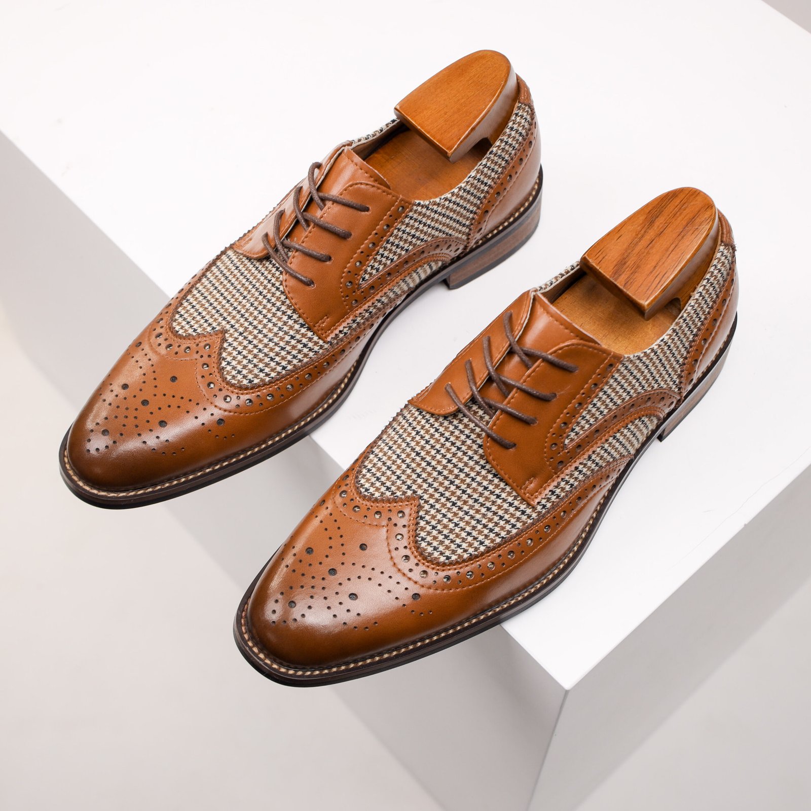 Classy Double Colour Carved Blok Leather Shoe - Image 14