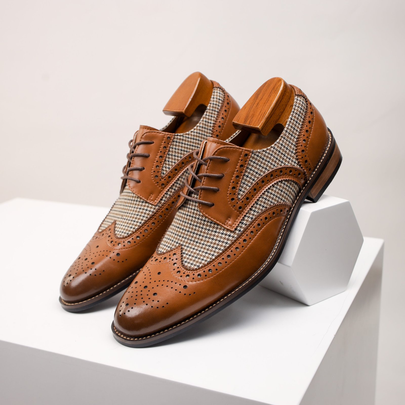 Classy Double Colour Carved Blok Leather Shoe - Image 16
